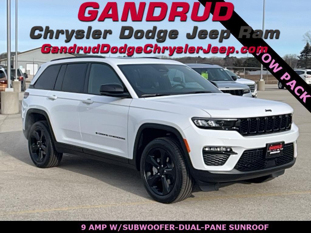 new 2025 Jeep Grand Cherokee car, priced at $53,216