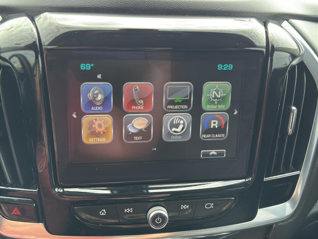 used 2018 Chevrolet Traverse car, priced at $20,995