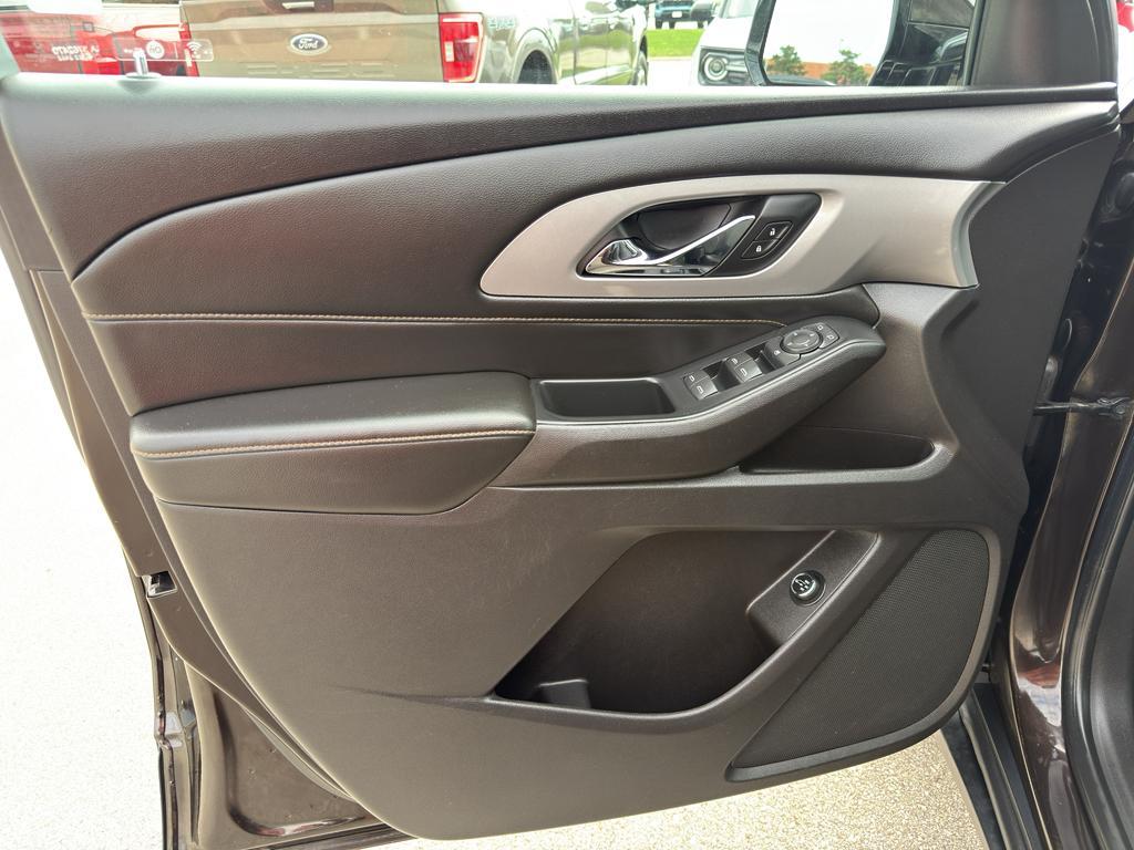 used 2018 Chevrolet Traverse car, priced at $20,995