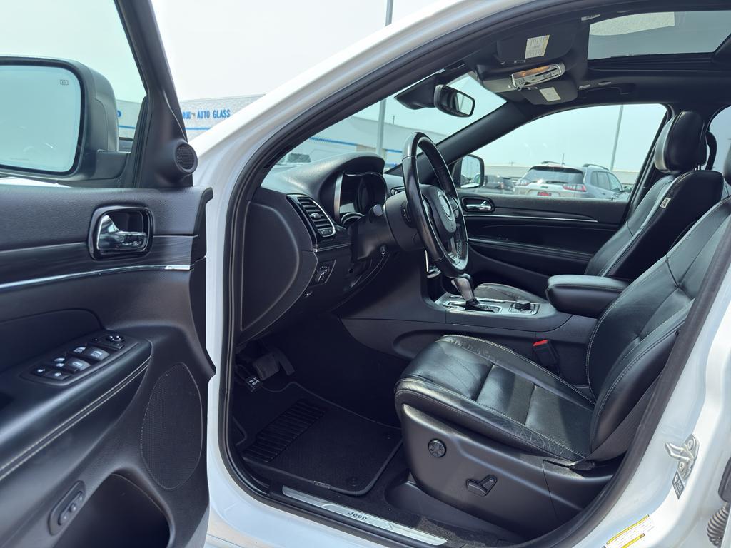 used 2021 Jeep Grand Cherokee car, priced at $27,995