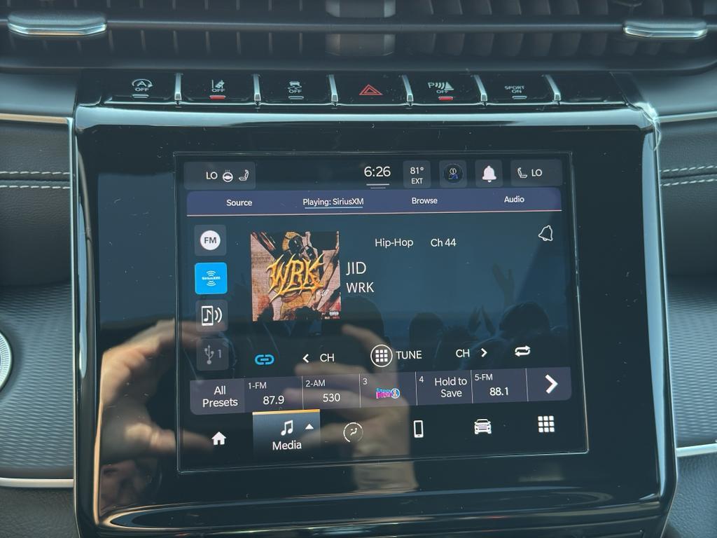 new 2025 Jeep Grand Cherokee L car, priced at $49,725