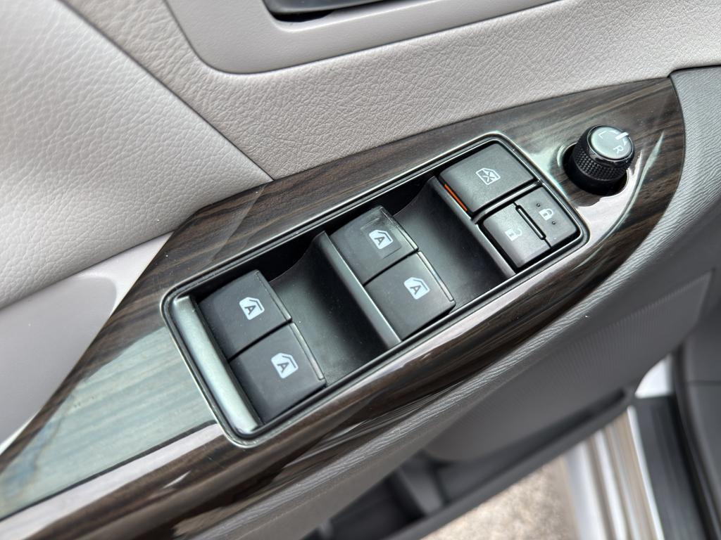 used 2018 Toyota Sienna car, priced at $20,995