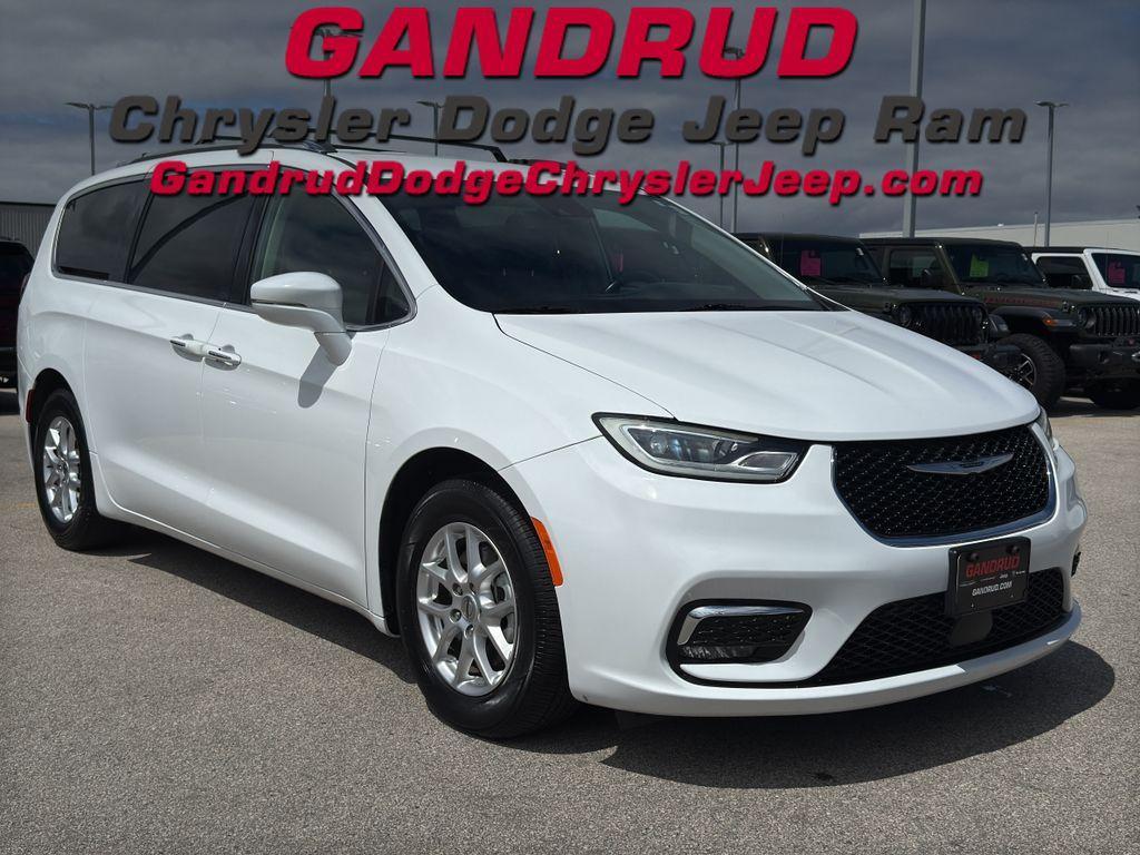 used 2021 Chrysler Pacifica car, priced at $22,995