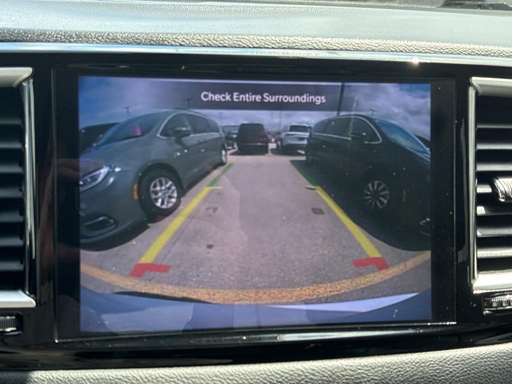 used 2021 Chrysler Pacifica car, priced at $22,995