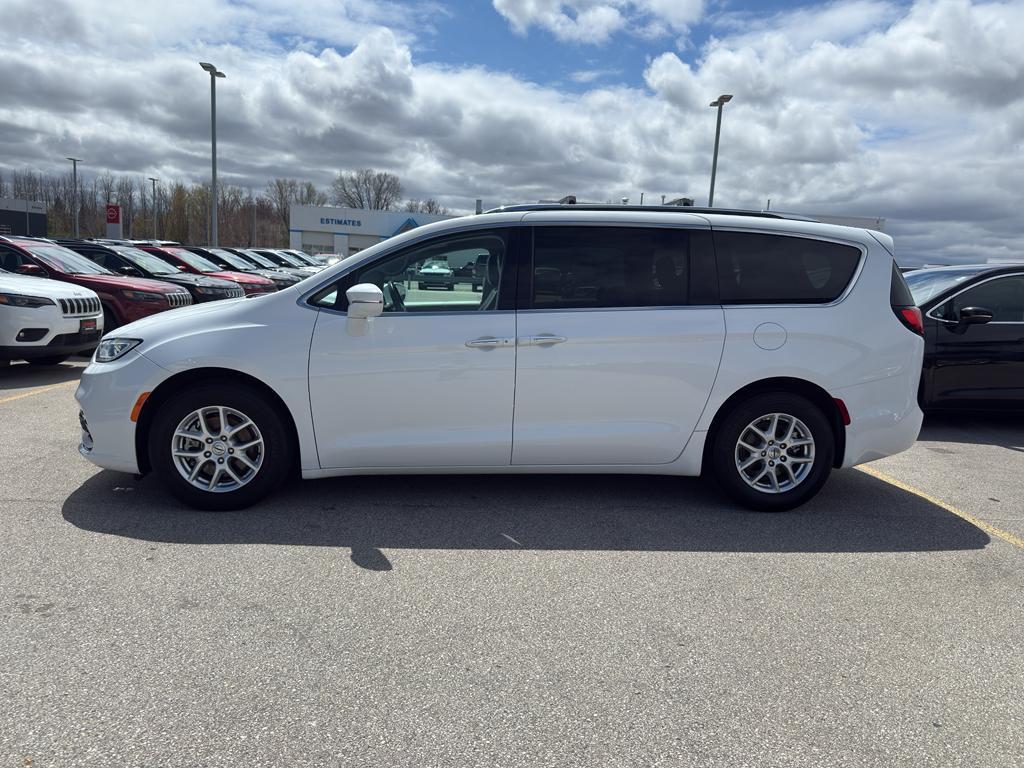 used 2021 Chrysler Pacifica car, priced at $22,995
