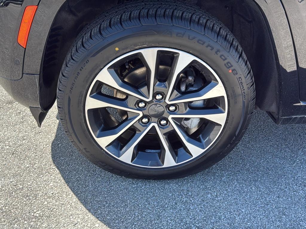 used 2022 Jeep Grand Cherokee car, priced at $37,795