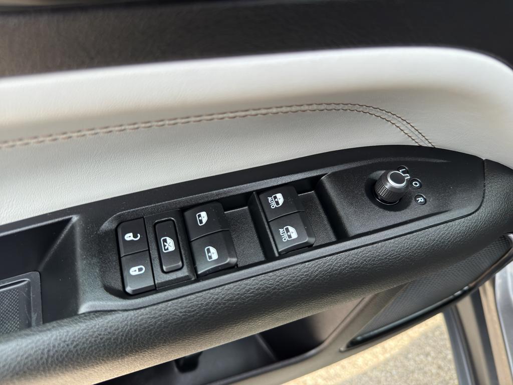 used 2022 Jeep Compass car, priced at $23,995
