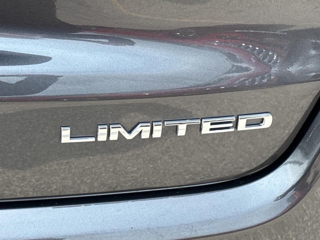 used 2022 Jeep Compass car, priced at $23,995