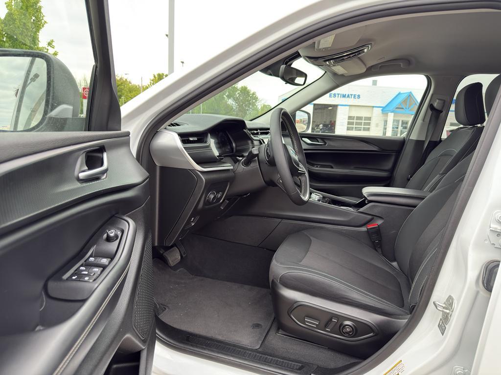 used 2023 Jeep Grand Cherokee L car, priced at $29,895