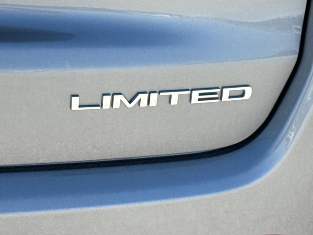 used 2022 Jeep Compass car, priced at $25,095