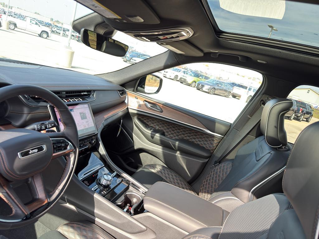new 2025 Jeep Grand Cherokee L car, priced at $63,857