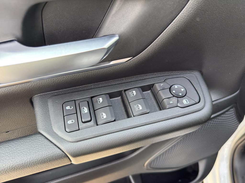 new 2025 Ram 1500 car, priced at $63,570