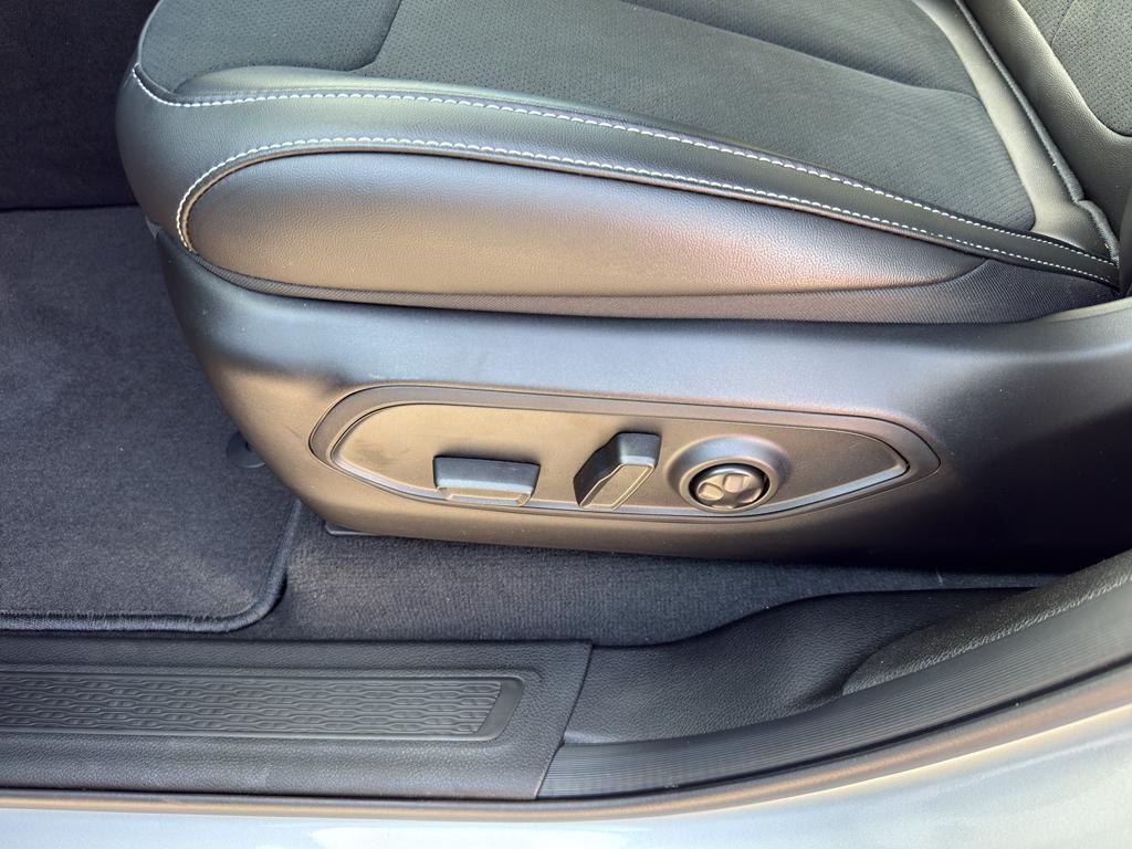 new 2025 Jeep Grand Cherokee L car, priced at $48,438