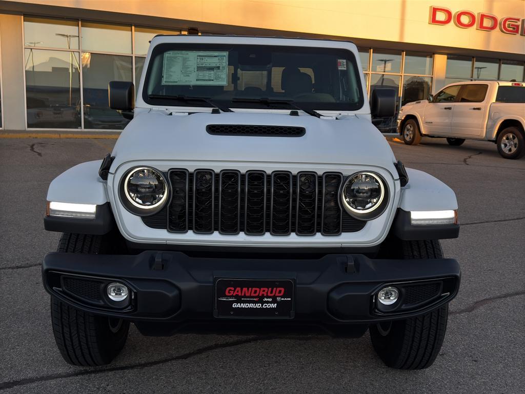new 2025 Jeep Gladiator car, priced at $53,249