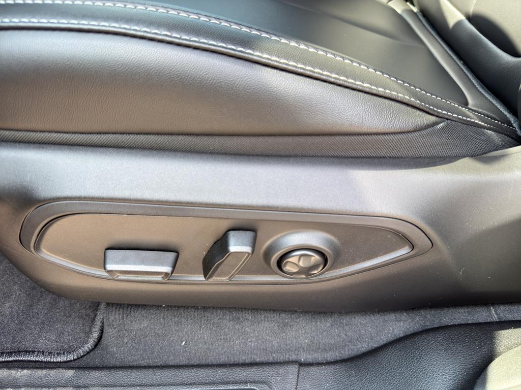 new 2025 Jeep Grand Cherokee car, priced at $47,751