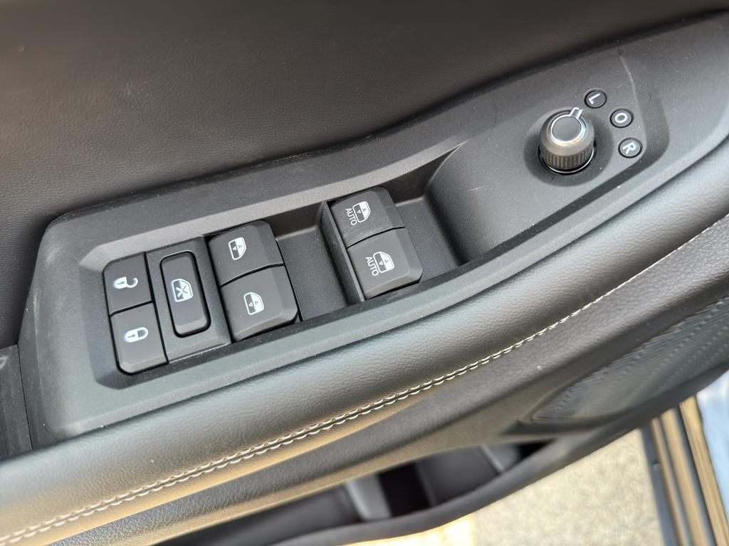 new 2025 Jeep Grand Cherokee car, priced at $47,751
