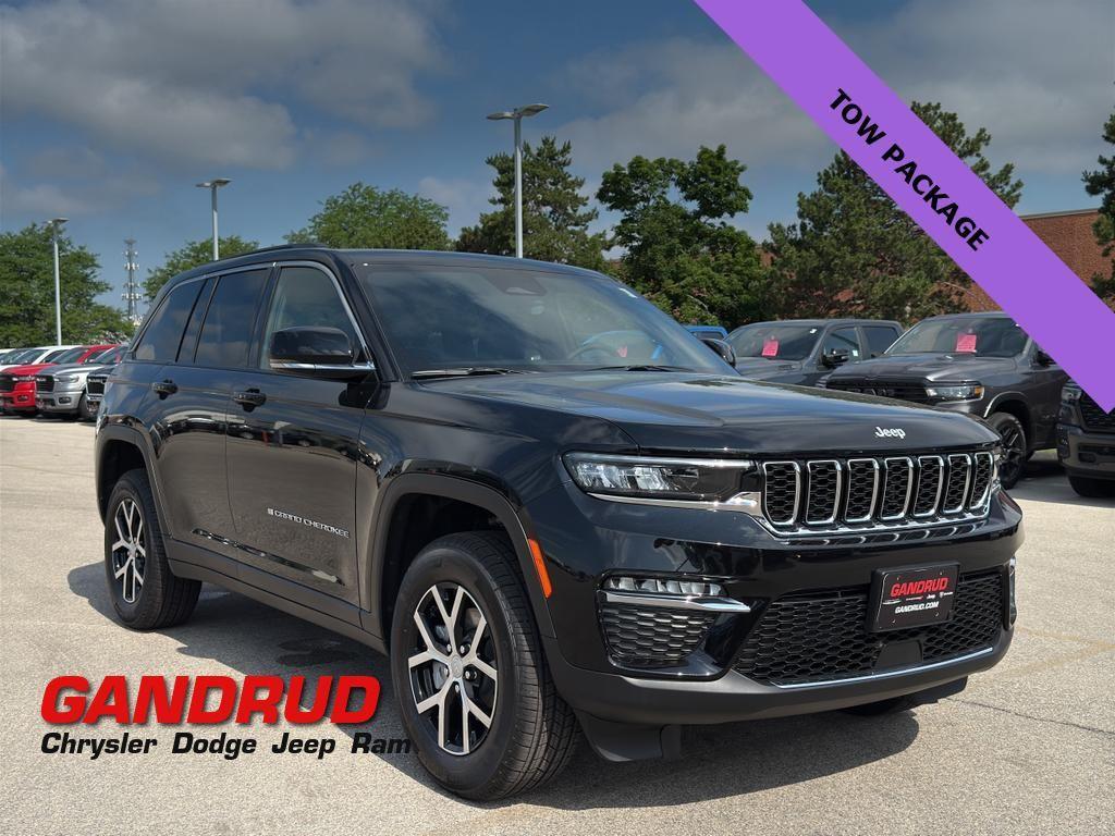 new 2025 Jeep Grand Cherokee car, priced at $47,751