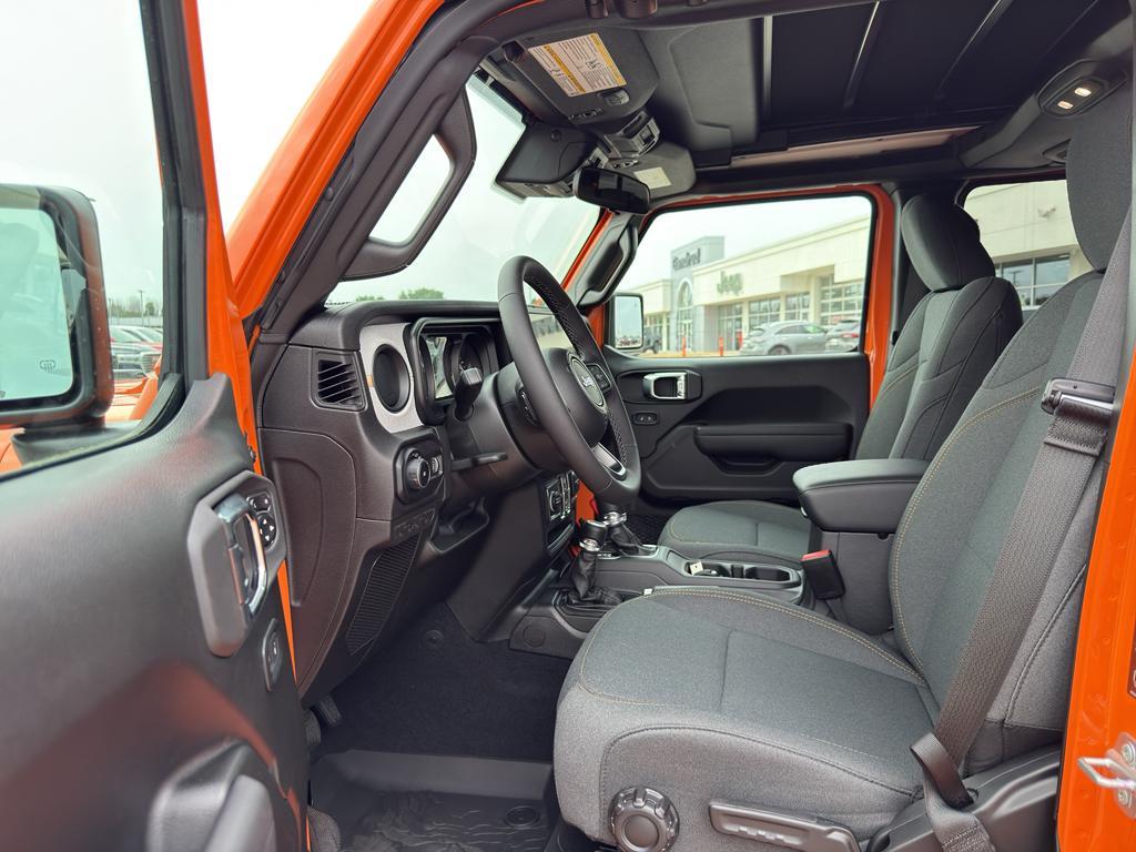 new 2025 Jeep Wrangler car, priced at $54,540