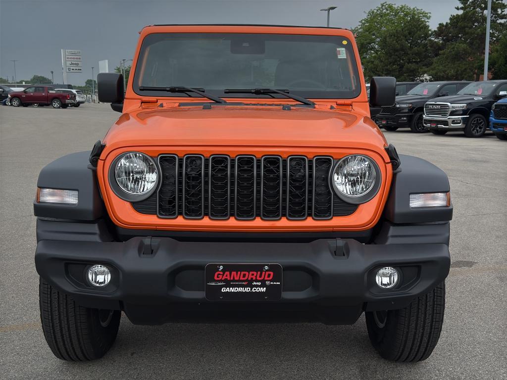 new 2025 Jeep Wrangler car, priced at $54,540
