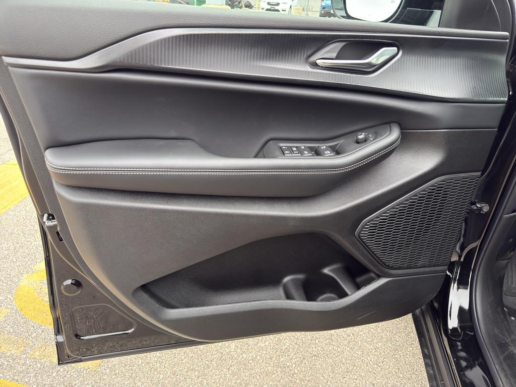 new 2025 Jeep Grand Cherokee L car, priced at $49,418