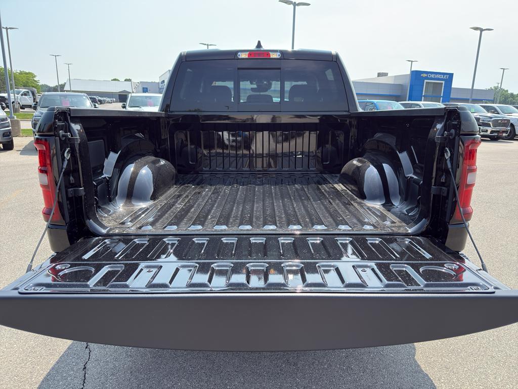 new 2025 Ram 1500 car, priced at $57,527