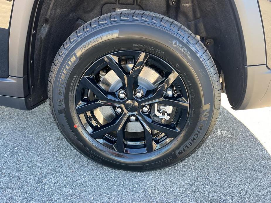 new 2025 Jeep Grand Cherokee L car, priced at $47,999