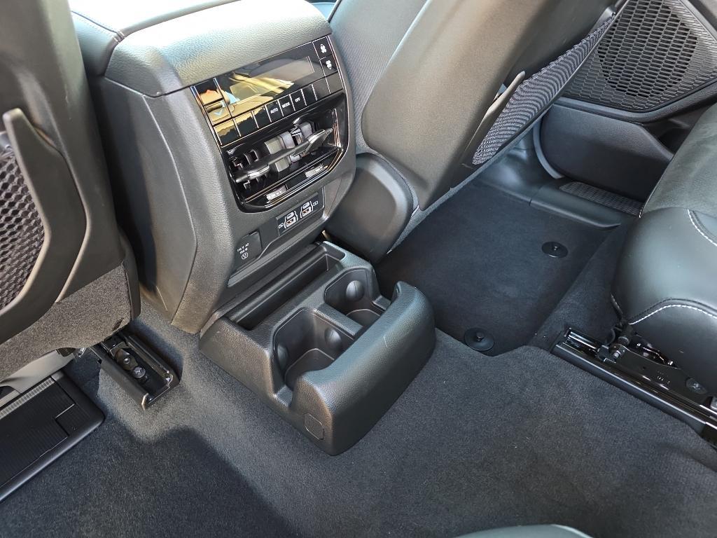 new 2025 Jeep Grand Cherokee L car, priced at $46,499