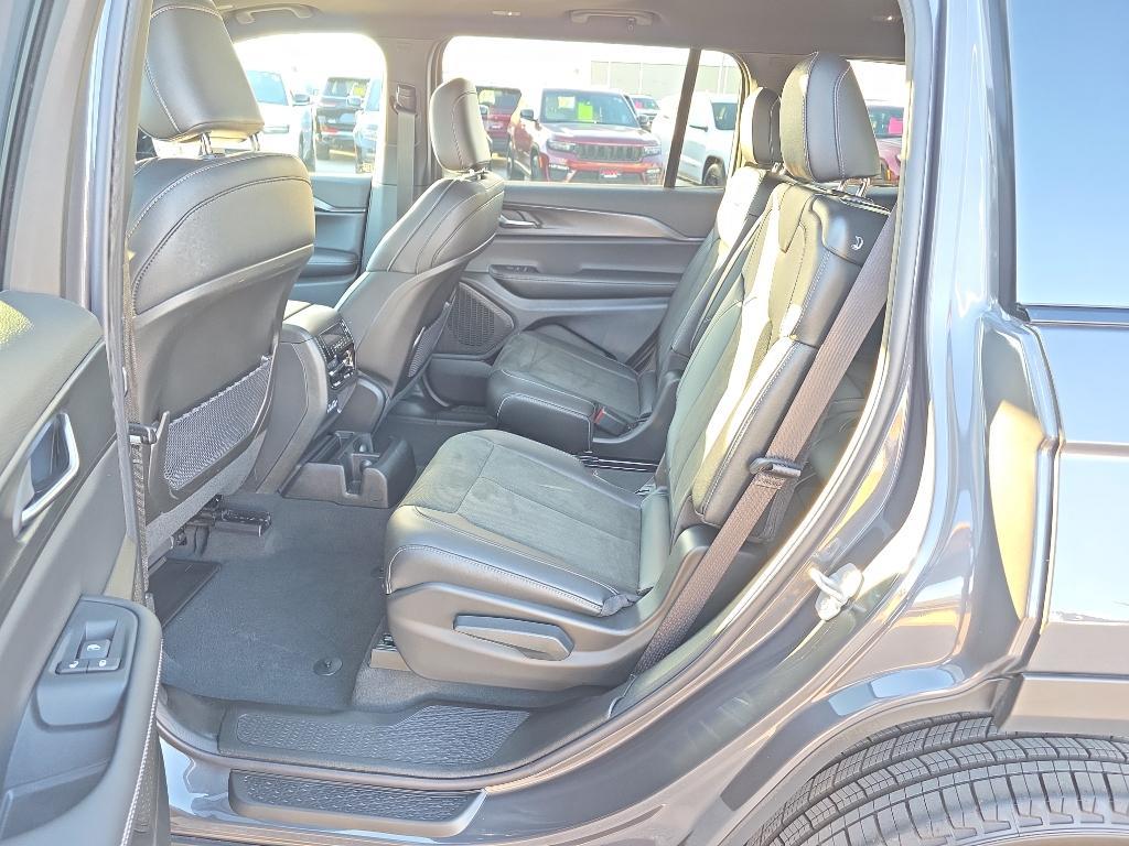 new 2025 Jeep Grand Cherokee L car, priced at $46,499