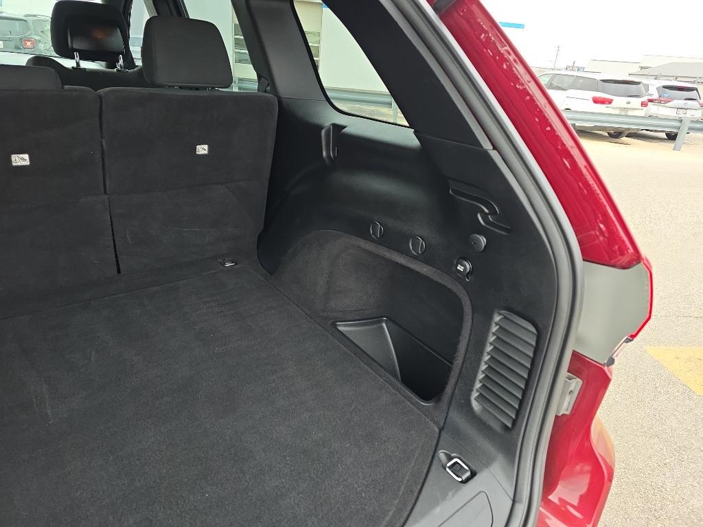 used 2015 Jeep Grand Cherokee car, priced at $9,995