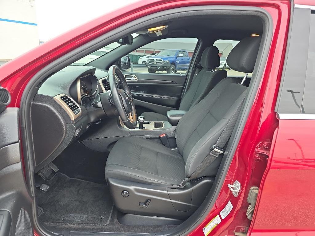 used 2015 Jeep Grand Cherokee car, priced at $9,995