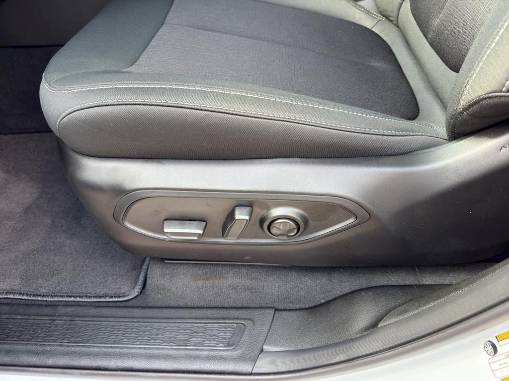 new 2025 Jeep Grand Cherokee L car, priced at $41,990