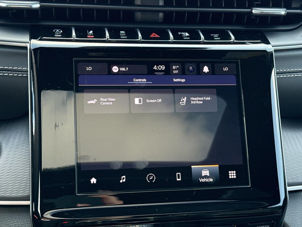 new 2025 Jeep Grand Cherokee L car, priced at $41,990