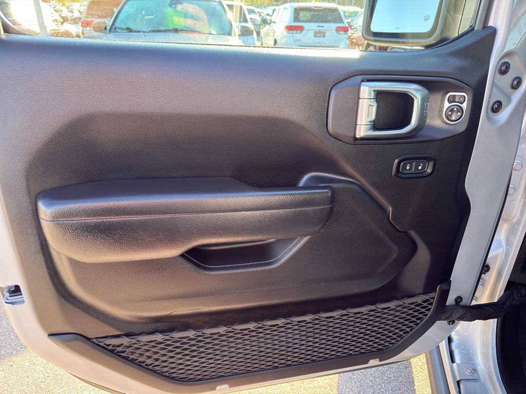 used 2024 Jeep Wrangler car, priced at $47,995