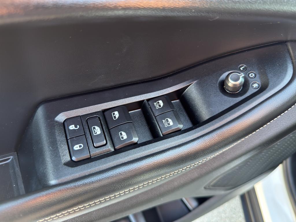 used 2023 Jeep Grand Cherokee car, priced at $34,995