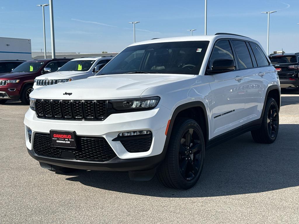 used 2023 Jeep Grand Cherokee car, priced at $34,995
