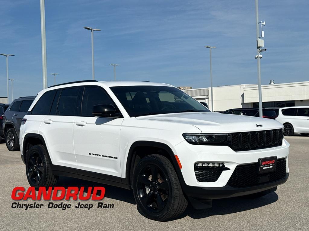 used 2023 Jeep Grand Cherokee car, priced at $34,995
