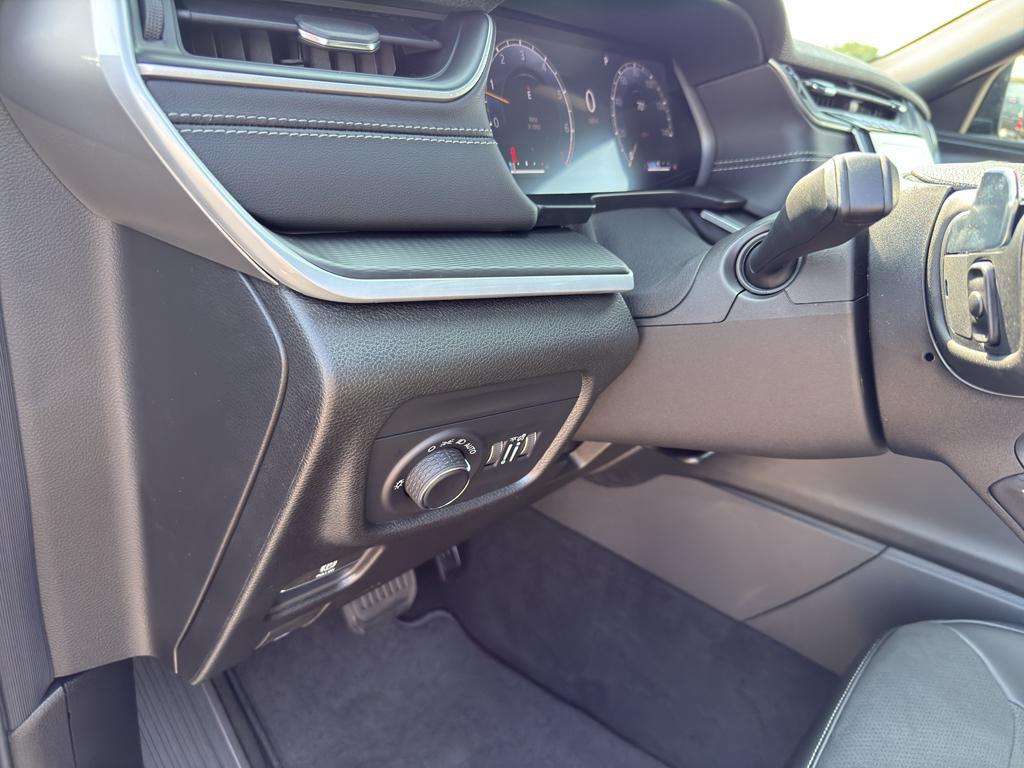 new 2025 Jeep Grand Cherokee car, priced at $45,478