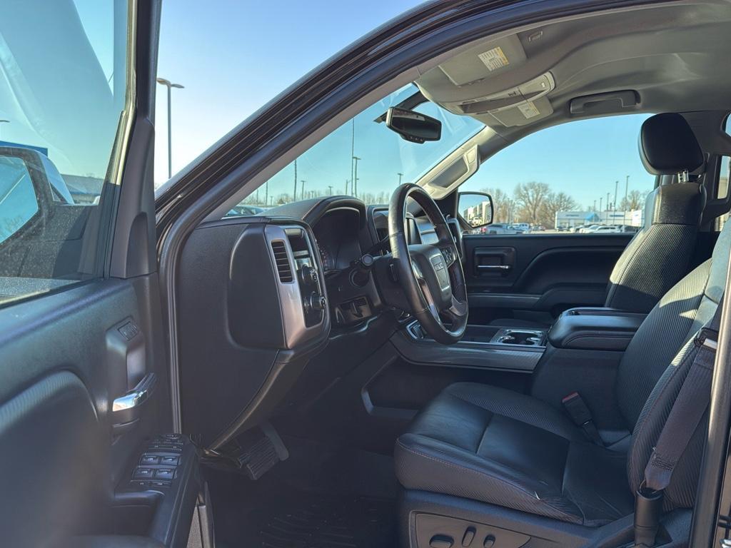 used 2015 GMC Sierra 1500 car, priced at $25,995