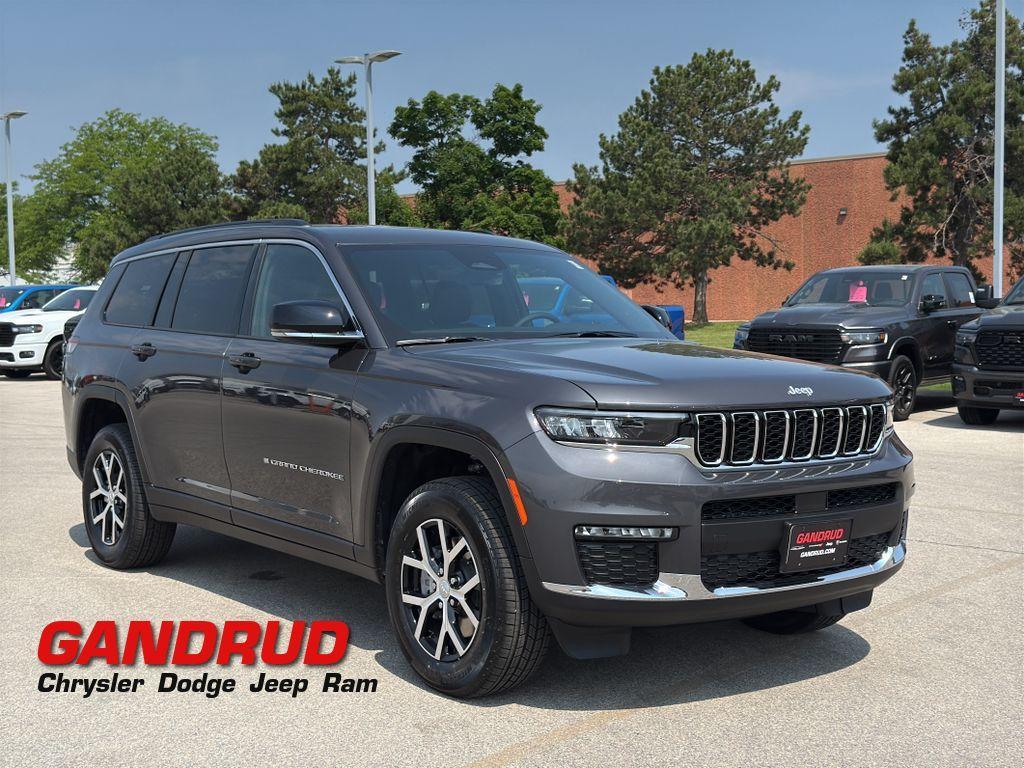 new 2025 Jeep Grand Cherokee L car, priced at $50,490