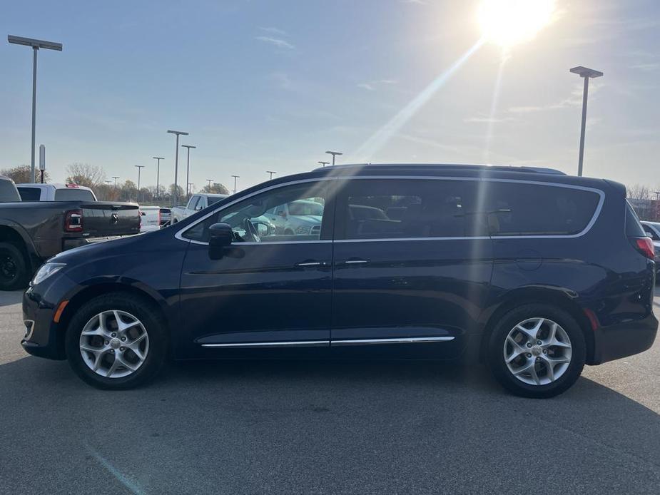 used 2017 Chrysler Pacifica car, priced at $15,995