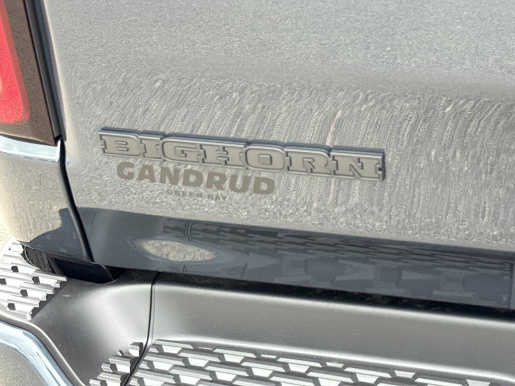 new 2025 Ram 1500 car, priced at $61,598