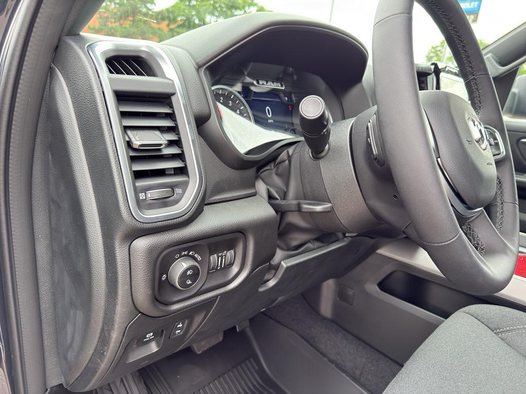new 2025 Ram 1500 car, priced at $61,598