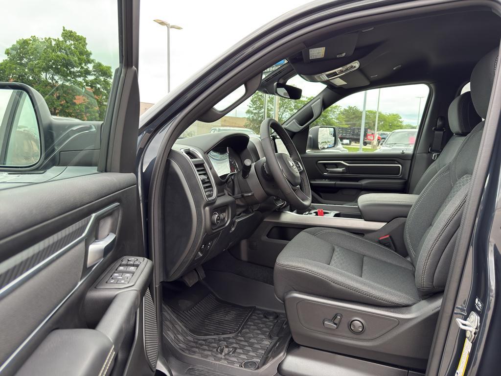 new 2025 Ram 1500 car, priced at $61,598