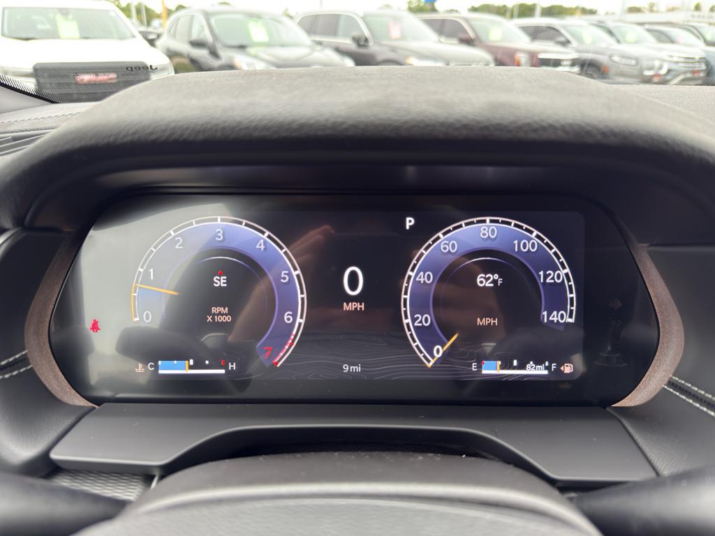 new 2025 Jeep Grand Cherokee L car