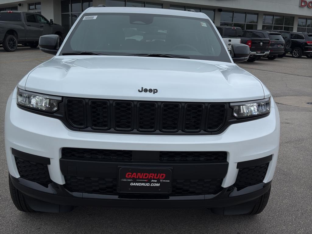 new 2025 Jeep Grand Cherokee L car