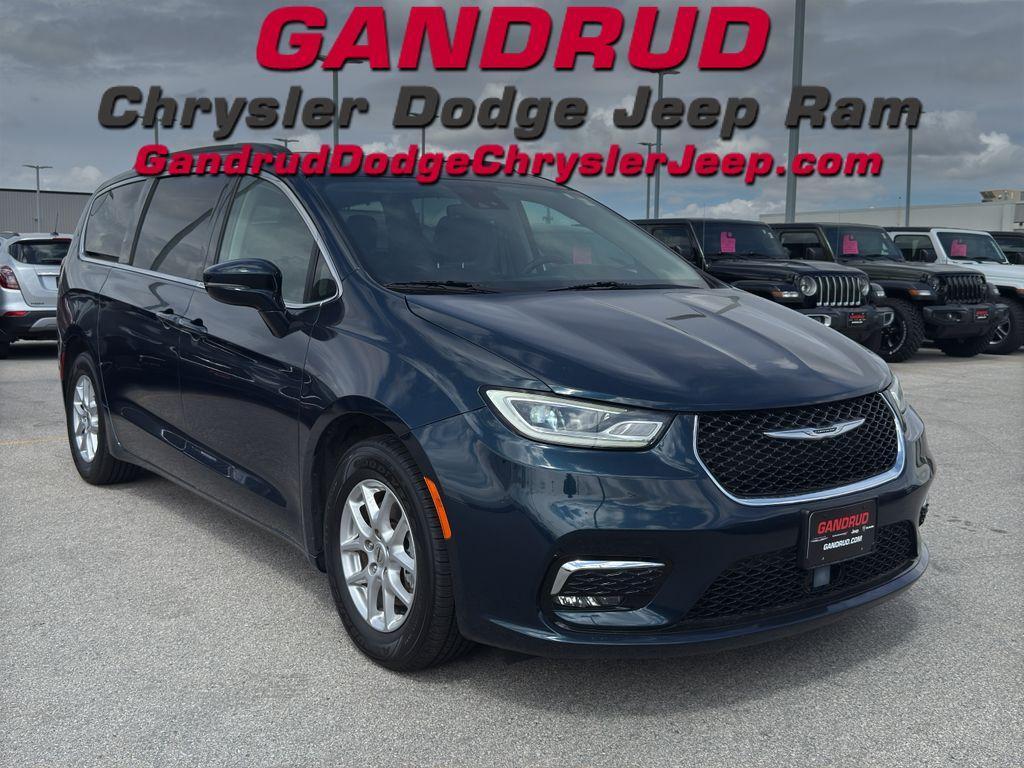 used 2022 Chrysler Pacifica car, priced at $24,995
