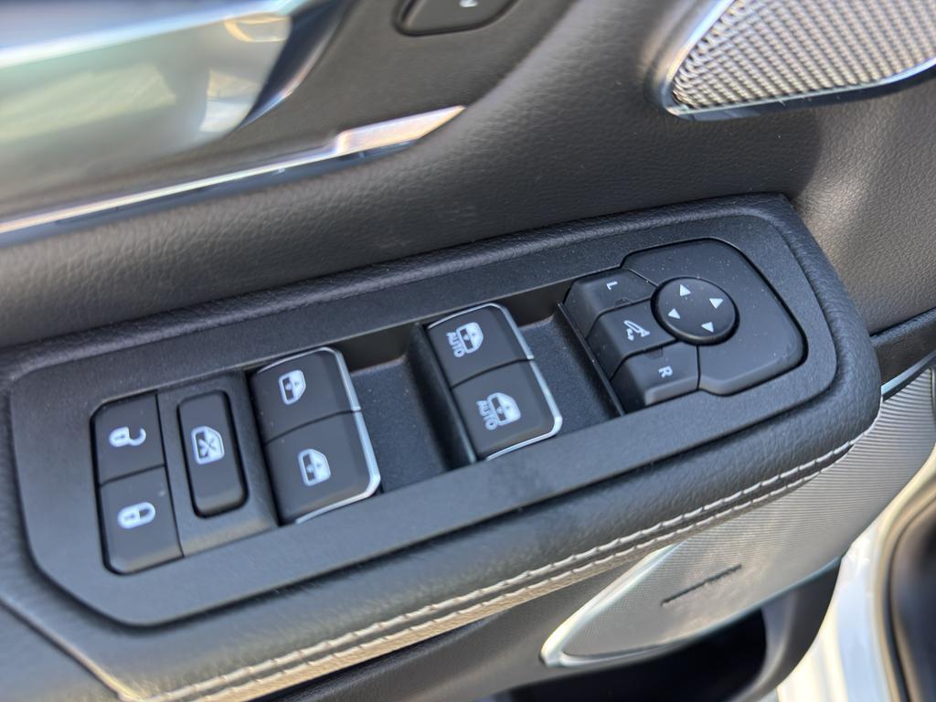 new 2025 Ram 1500 car, priced at $70,724