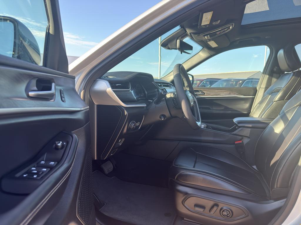 used 2024 Jeep Grand Cherokee L car, priced at $40,195