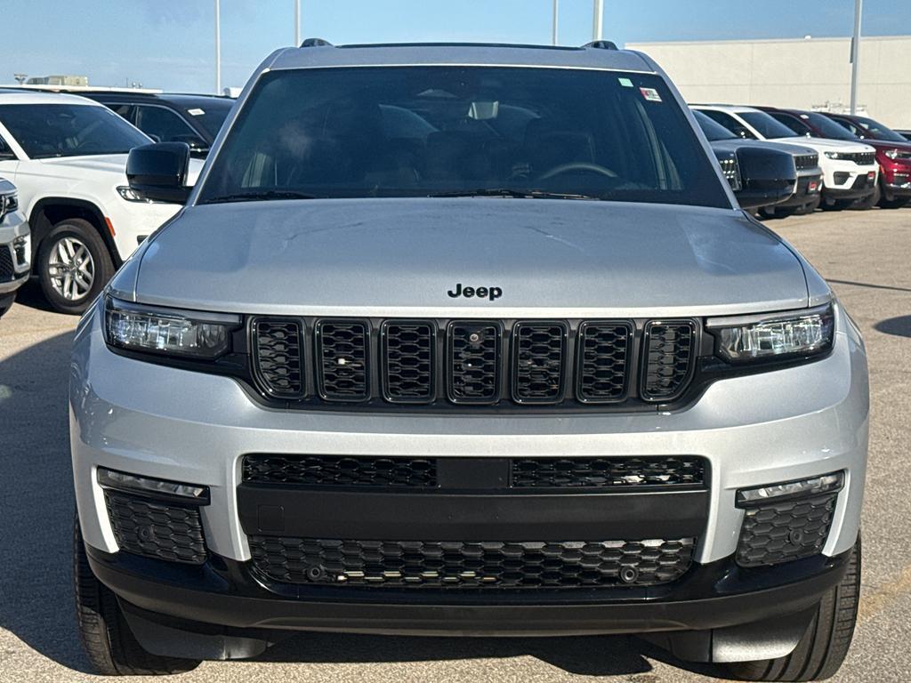 used 2024 Jeep Grand Cherokee L car, priced at $40,195