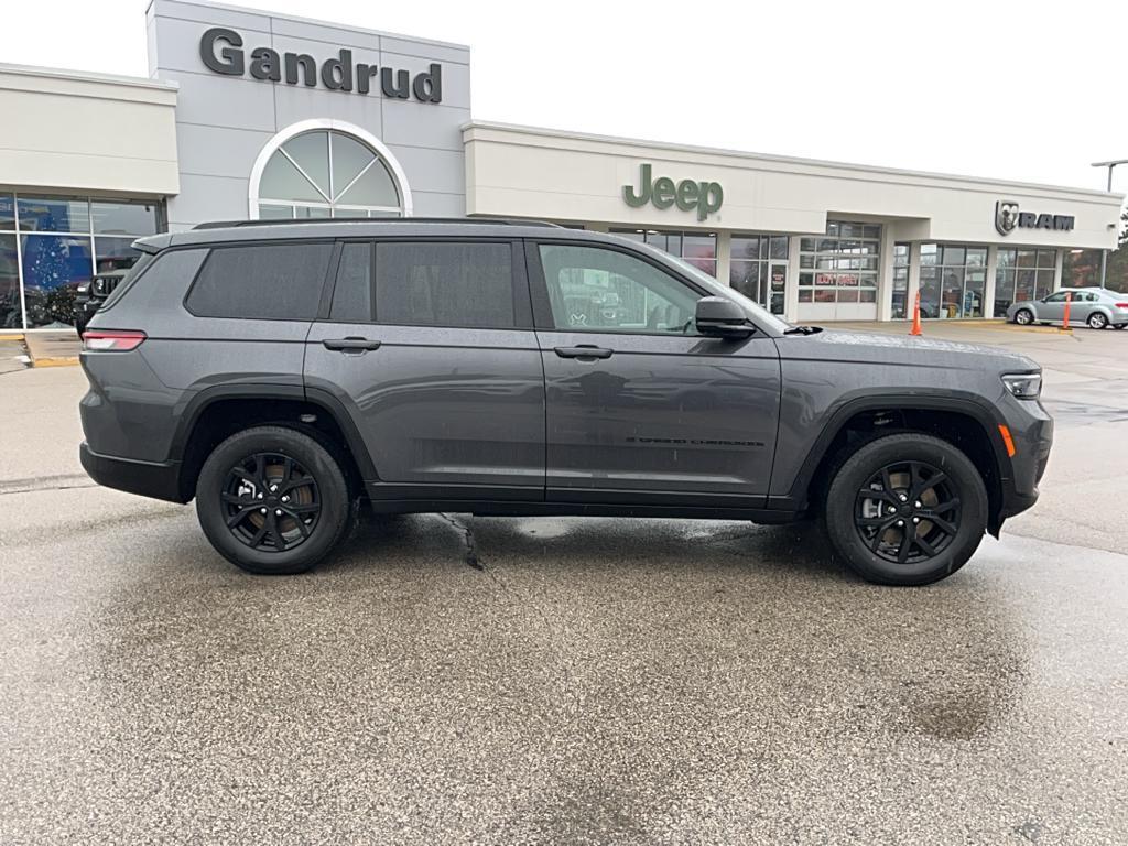 new 2025 Jeep Grand Cherokee L car, priced at $45,499